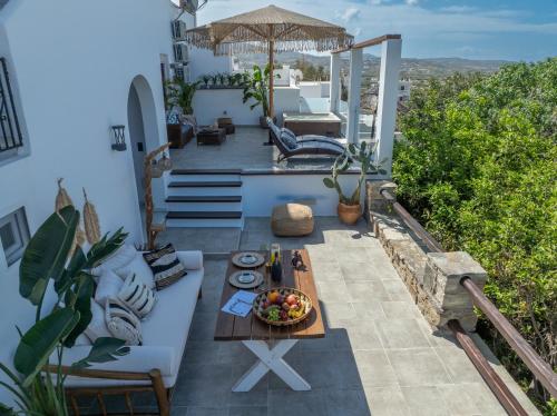 Balkón nebo terasa v ubytování Mythodea Luxury Villa