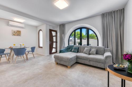 Apartment Pinko