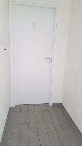 Фотография из галереи ILLUVIA affitto camere в городе Корнаредо