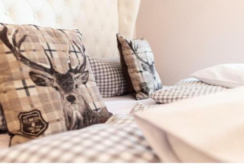 Postel nebo postele na pokoji v ubytování VALHALLA'S Hütte