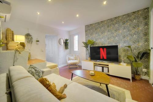 Monkey Forest Appartementにあるテレビまたはエンターテインメントセンター