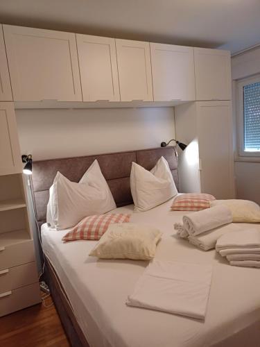 Apartman Magdalena Galileo sa pogledom na more i plazu