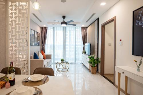 Gallery image of ANGIA Luxury Apartment inside Landmark 81 Tower in Ho Chi Minh City