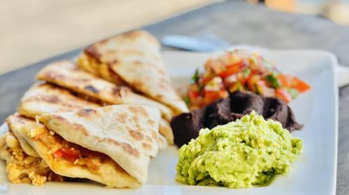 Fotografie z fotogalerie ubytování HOTEL BACKPACKERS RIO DULCE v destinaci Rio Dulce