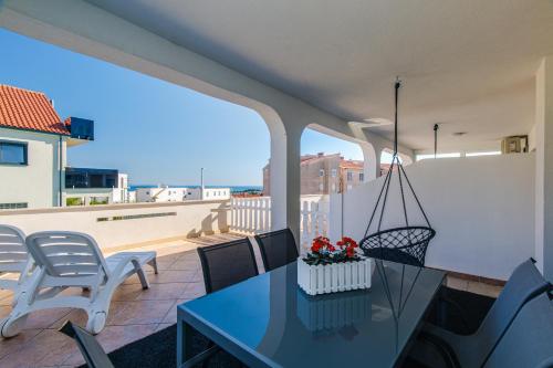 Apartment house LiJan