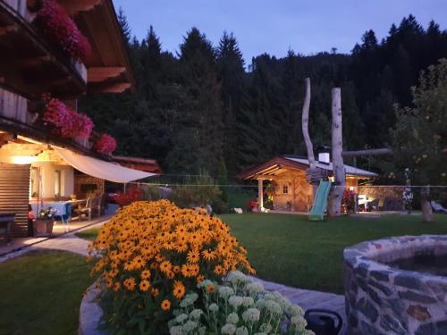 Vonkajšia záhrada v ubytovaní Griesbachhof-Wilder Kaiser