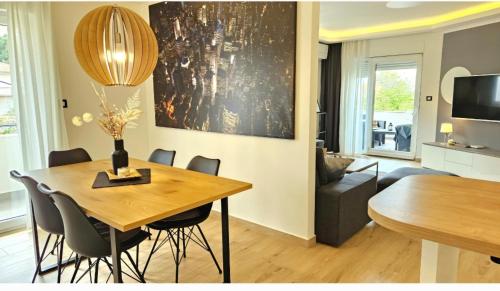 Eximius Apartment