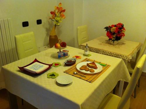 Zona de comedor en el bed & breakfast