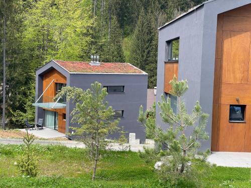 Budova, v ktorej sa apartmán nachádza