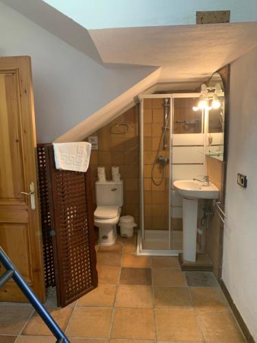 Ένα μπάνιο στο Villa Fructus