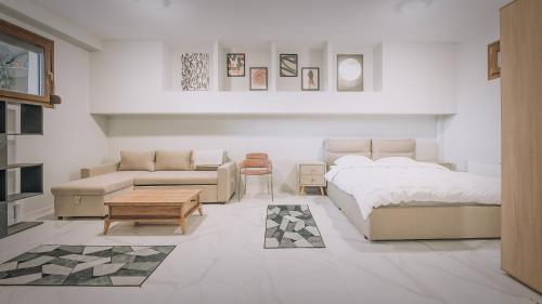 Ένα ή περισσότερα κρεβάτια σε δωμάτιο στο Callisto Private Pool Villa, Pefkohori