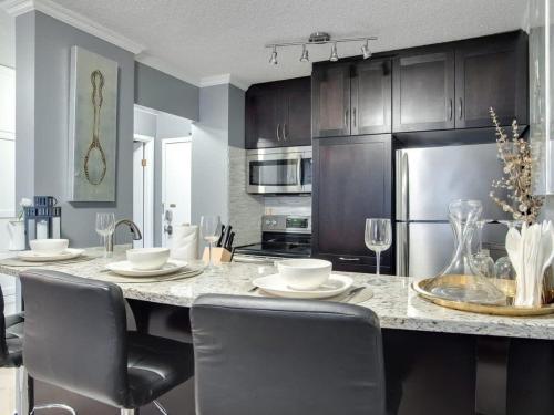 Gallery image of Stylish Downtown Condo with Wifi and Parking in Calgary
