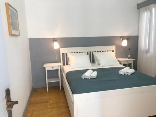 Ένα ή περισσότερα κρεβάτια σε δωμάτιο στο House Koula