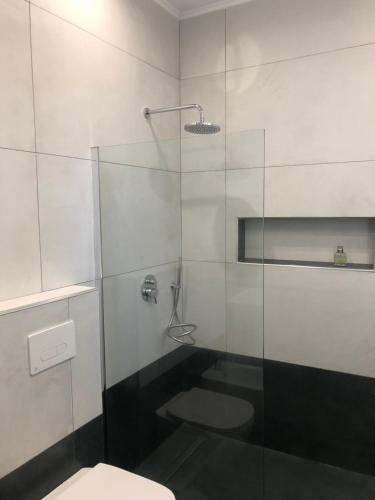 Ένα μπάνιο στο House Koula