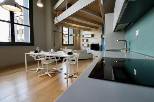 Casa Hollywood [Centro, Mole Antonelliana] photo 11
