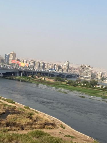 Vue sur la rivière ou le fleuve situé(e) à proximité de l'appartement