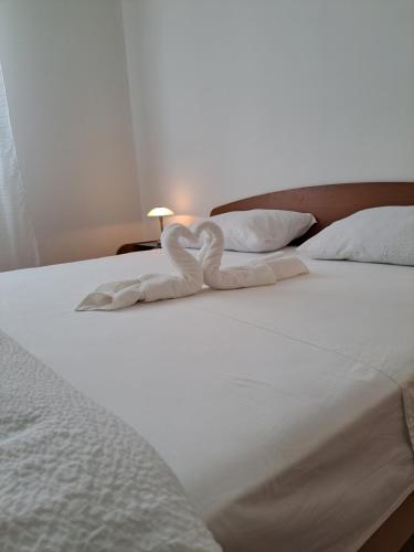 Apartment Holiday in Split, near the old town, three rooms, balcony, garage