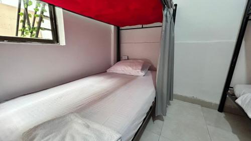 Gallery image of Better and Cheaper in Medellín