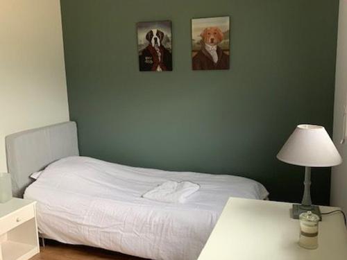 Imagen de la galería de Maison lumineuse avec jardin privatif, proche châteaux de la Loire, tennis gratuit et charme historique - FR-1-581-69, en Châteaudun