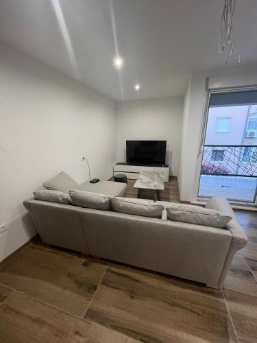 Apartments with parking space Kastel Stafilic, Kastela - 22533
