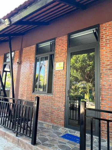 El edificio en el que está la casa de huéspedes
