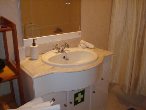 Kúpeľňa v ubytovaní Casa de Alvor