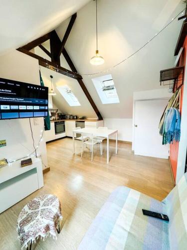 Photo de la galerie de l'établissement *NEW*: Centrale et Calme _ Parking _Coeur de ville, à Guingamp