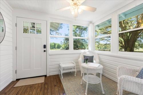 Φωτογραφία από το άλμπουμ του Sweetwater on the Range - New Reno Farm Getaway σε High Springs