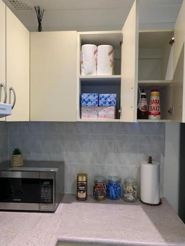 Kuchyň nebo kuchyňský kout v ubytování All in 3 Bedrooms,Fairfield West