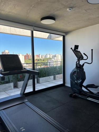 Fitness centrum a/nebo fitness zařízení v ubytování Apartamento de LUJO en Pocitos - Rambla - Playa - Shopping - Wtc
