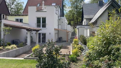 Κήπος έξω από το City Wohnung mit Garten und Terrassen