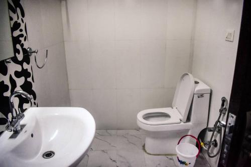 Gallery image of Budget Friendly 3 BHK + Prime Location in Faridabad
