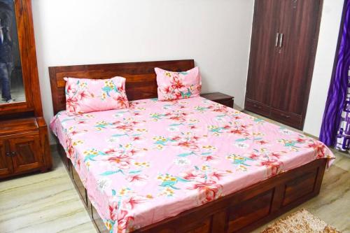Gallery image of Budget Friendly 3 BHK + Prime Location in Faridabad