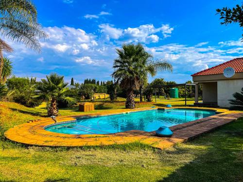Πισίνα στο ή κοντά στο Bobisemo Lux Guesthouse