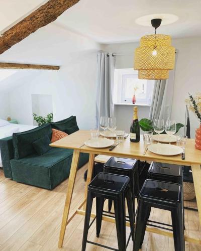 Beautiful refurbished cozy apartment