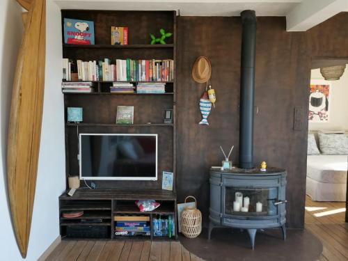 Μια τηλεόραση ή/και κέντρο ψυχαγωγίας στο La maison sur la plage