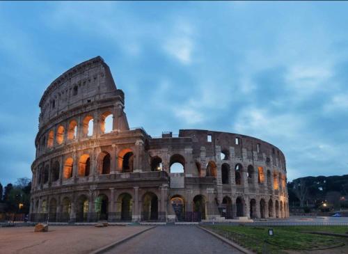 DOMUS ANNIA Guest House, The Amazing Colosseum