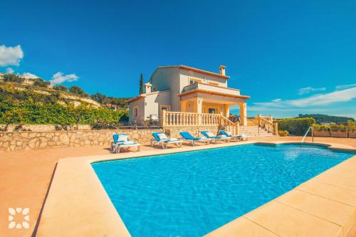 Villa Azalea by Abahana Villas