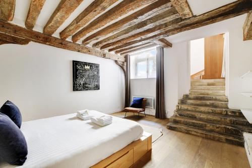 Pick A Flat's Apartment in Louvre - Rue Saint-Anne