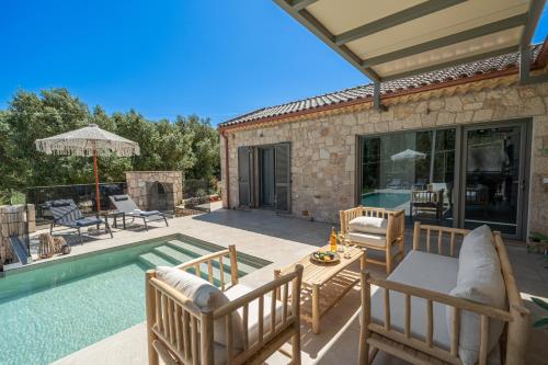 Πισίνα στο ή κοντά στο Villa Fernando - F&A Golden Stone Villas