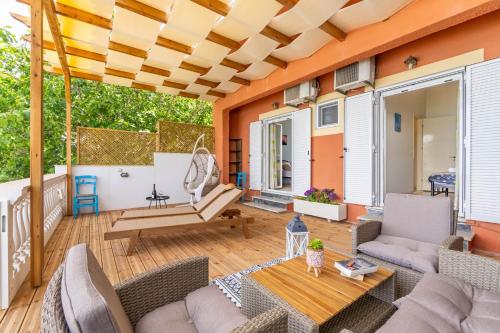 Φωτογραφία από το άλμπουμ του Nikos Seaside Apartment στην Αγία Πελαγία Χλωμού