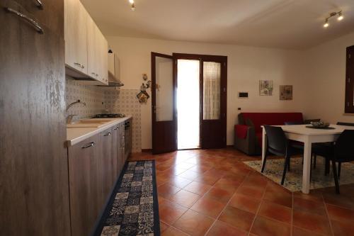 Dapur atau dapur kecil di casa Vincenzo