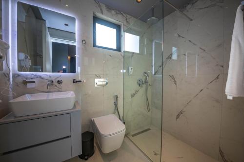 Gallery image of Lake View Rooms Ksamil in Ksamil