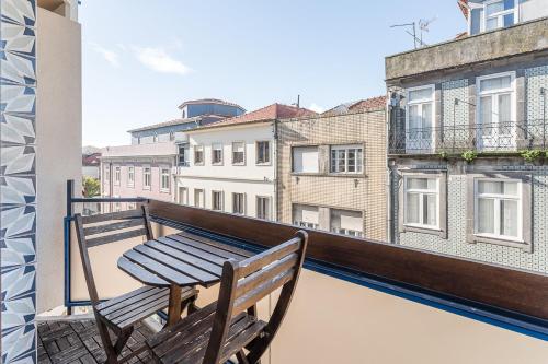 GuestReady - Cozy Bright apartment with a Balcony