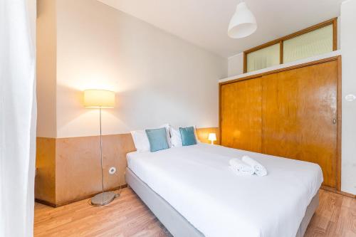 GuestReady - Cozy Bright apartment with a Balcony