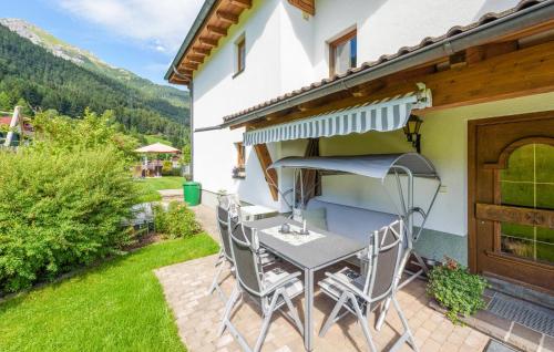 Výhľad na hory alebo výhľad na hory priamo z apartmánu