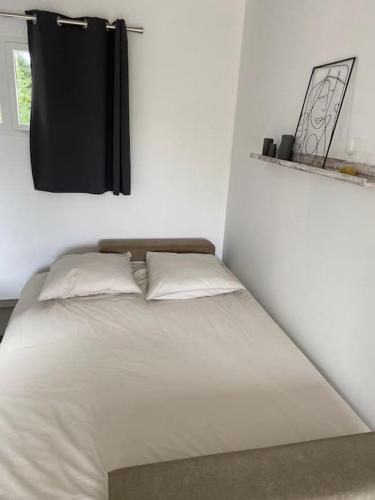 Postel nebo postele na pokoji v ubytování Maison calme IHESA