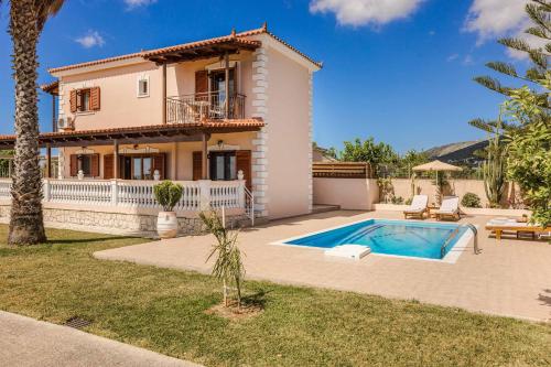 Бассейн в Villa Skala Blue или поблизости