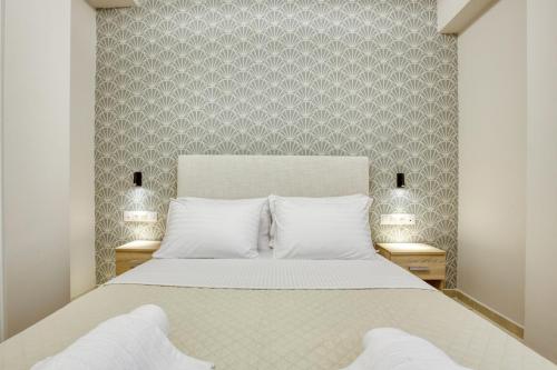 Selini - Topfloor apartment in historical Athens