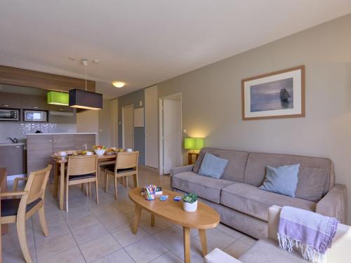 Apartment Reine Marine- T2 SUD by Interhome